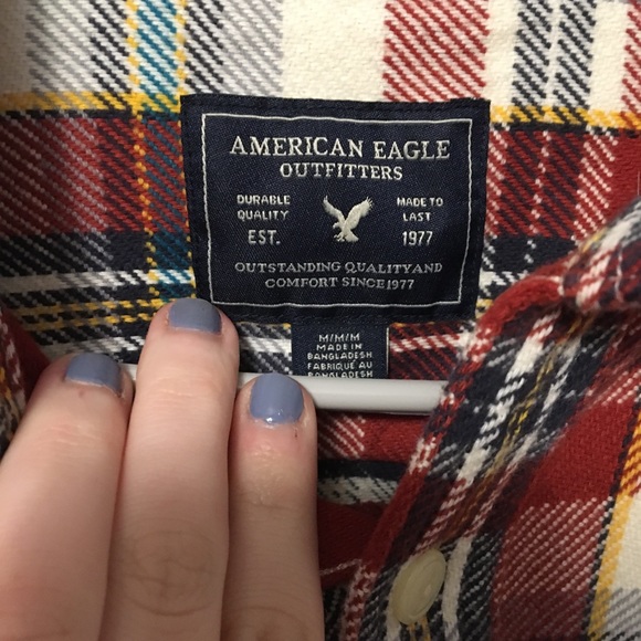 Button down - Picture 3 of 3